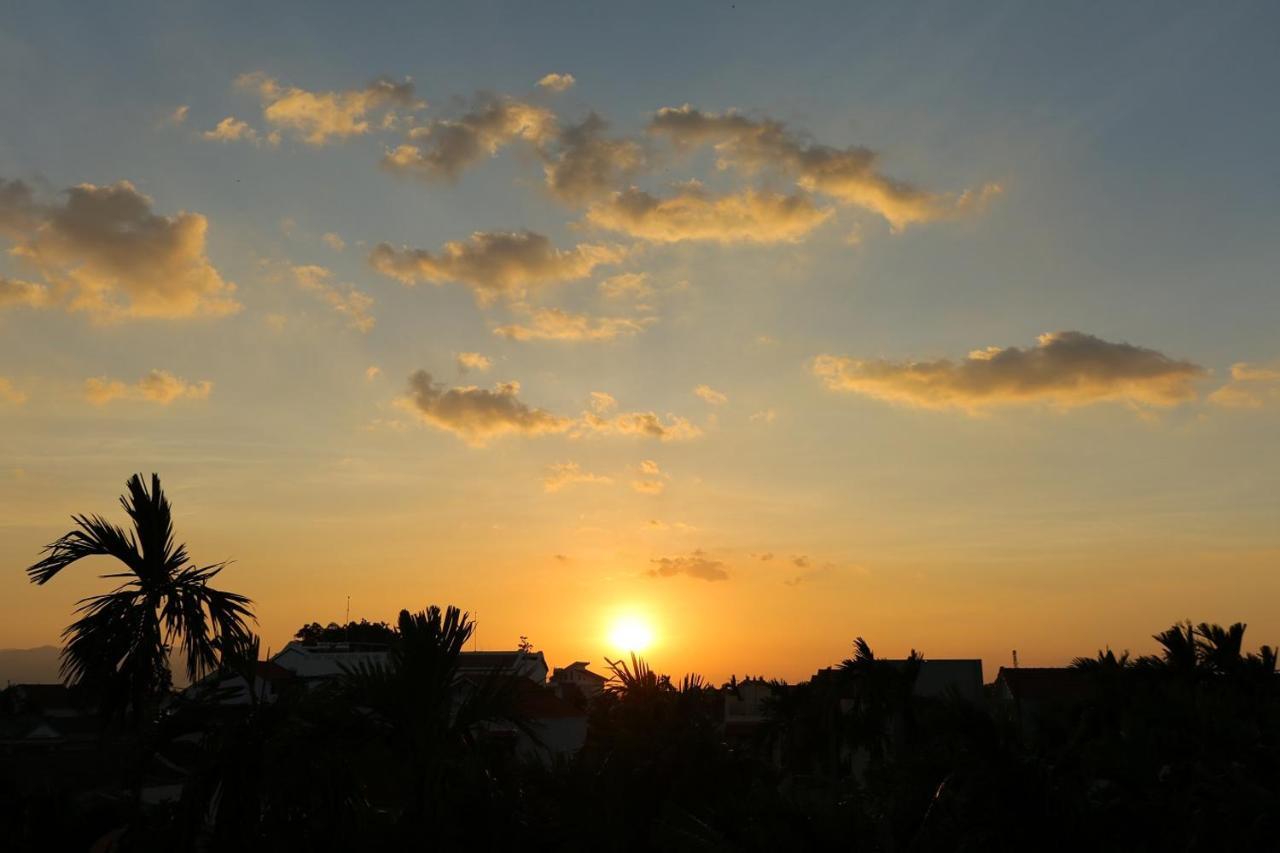 Sunny Riverside Homestay Hoi An Bagian luar foto